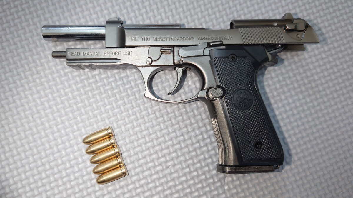 精巧 1/2スケール ミニチュアモデルガン　BERETTA　M92F　ガンカラー　 　ミリタリー　トイガン　モデルガン_画像7