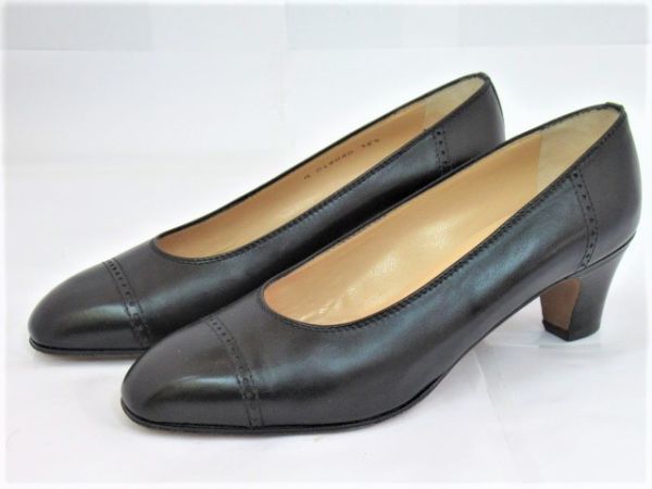 【SALE／37%OFF】 美品 7-1 V TANINO 靴 女性用 レディースシューズ ブラック (22.0～22.5cm) 35.5 パンプス タニノクリスチー CRISCI ブラック系