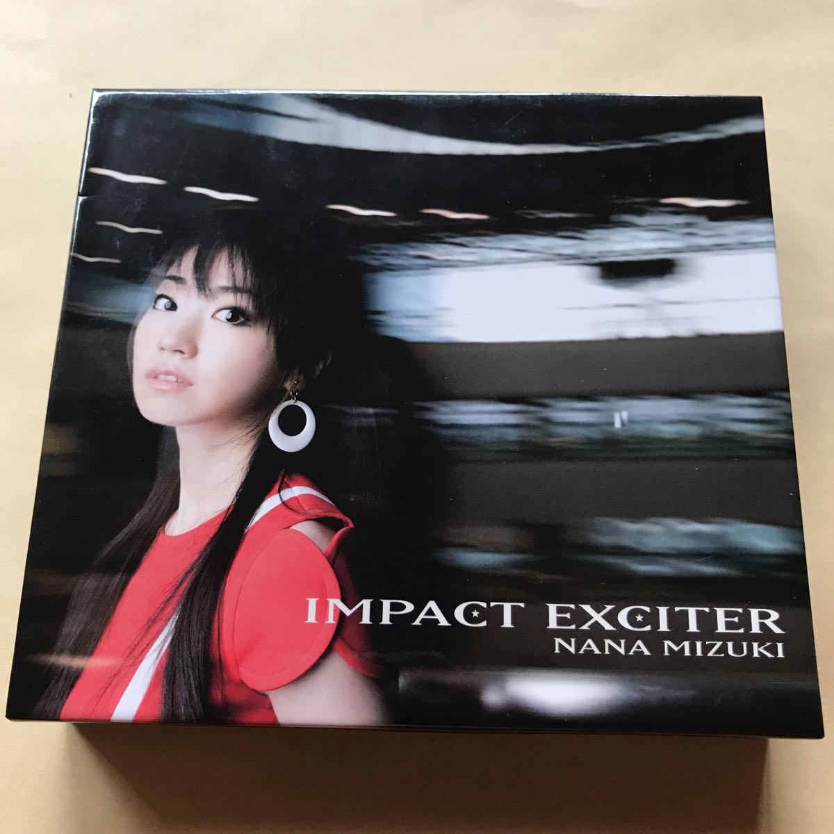 水樹奈々 CD+DVD 2枚組「IMPACT EXCITER」豪華写真集付き_画像1