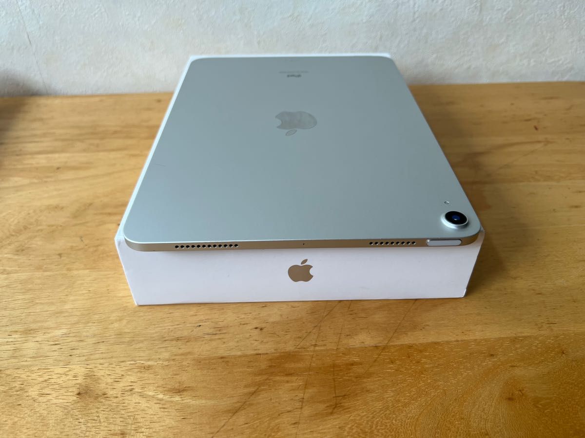 iPad Air 第4世代 64Gb シルバー MYFN2J/A A2316 動作確認済み