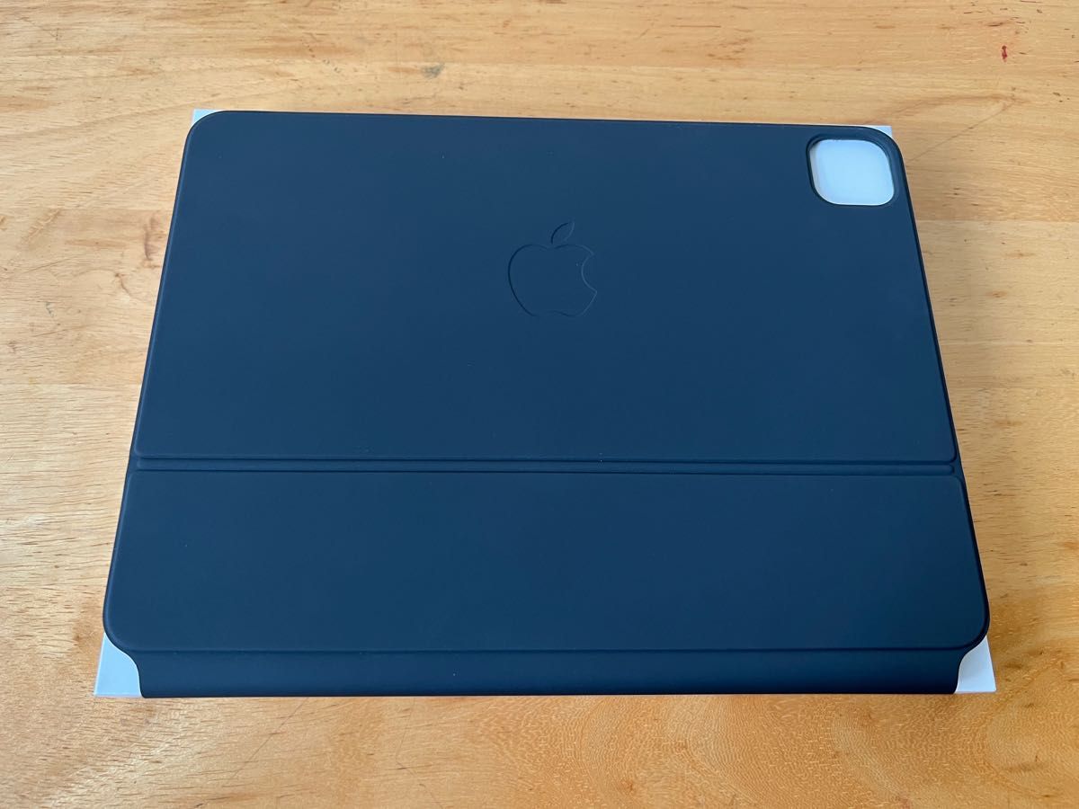 新品同様 】iPad Magic Keyboard ( 11インチ ) MXQT2J/A A2261 純正品