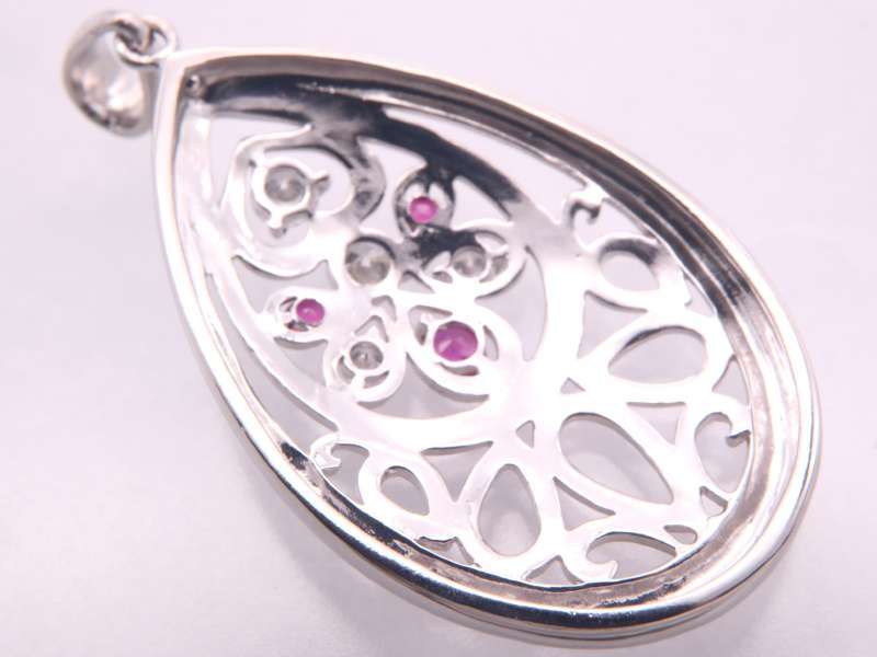 ルビー0.21ct ダイヤ0.33ct デザイン ペンダントトップ pt900 プラチナ
