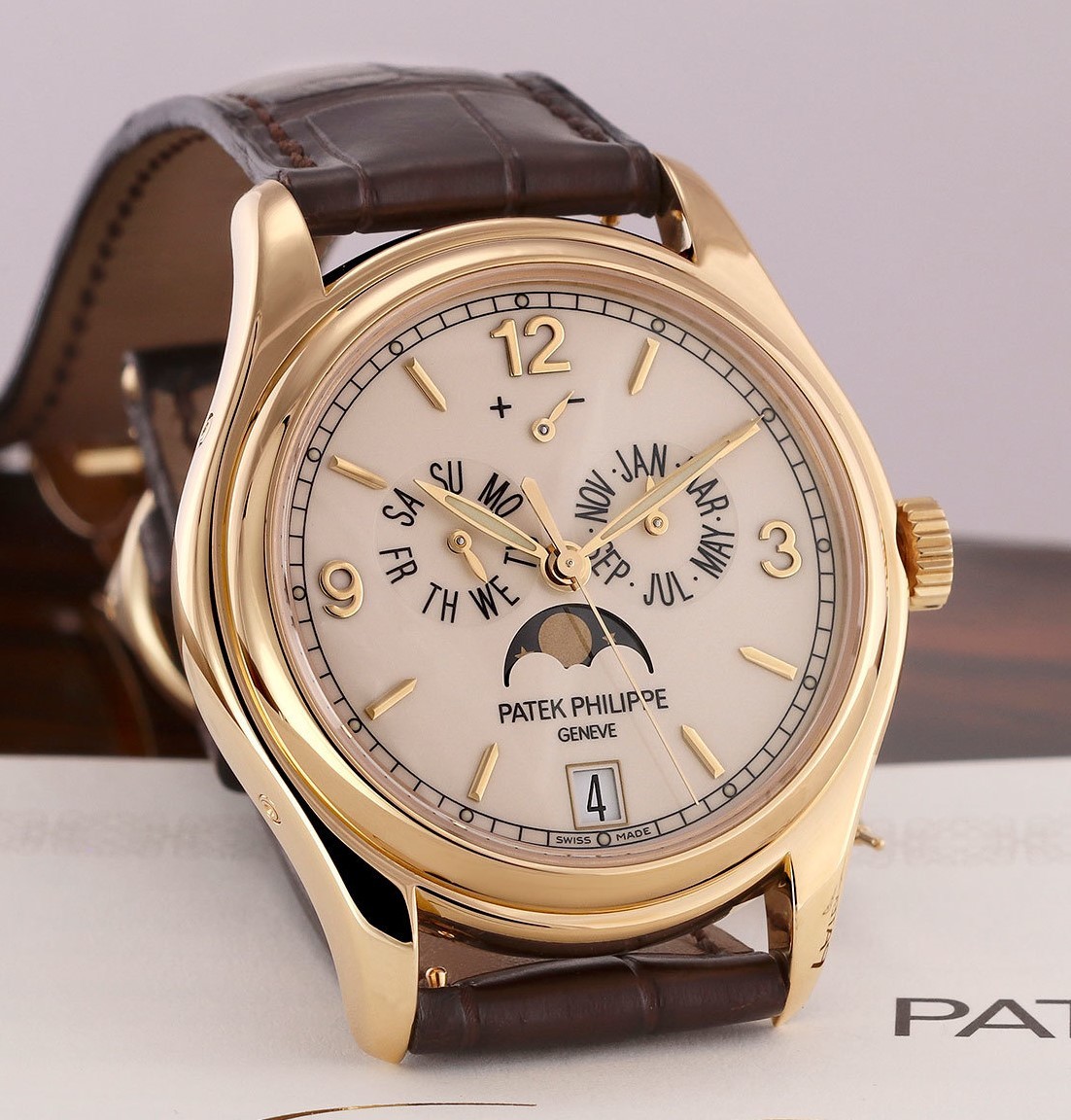 ★PATEK-PHILIPPE★パテックフィリップ アニュアルカレンダー 5146J-001 ムーンフェイズ K18YG高級腕時計！！入手困難！！ 希少美品！！