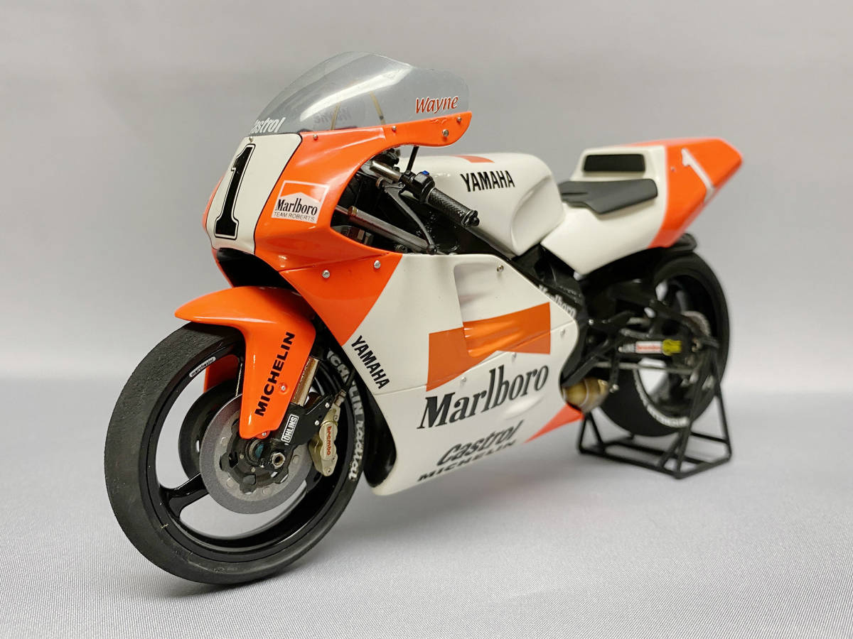 1/12 YAMAHA YZR500 1992 ウェイン・レイニー #1 完成品 1/12 YAMAHA YZR500 1992 ウェイン・レイニー #1 完成品