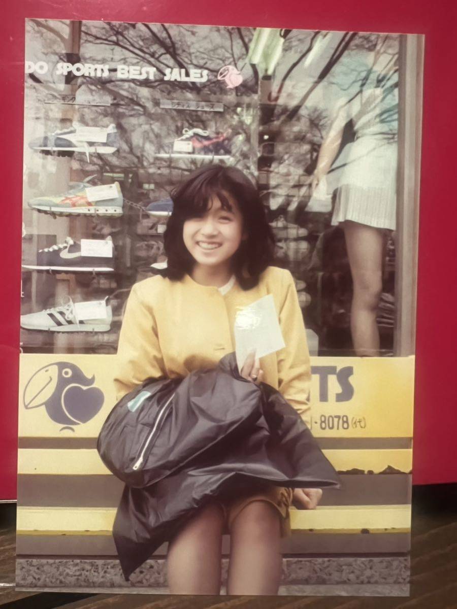 中森明菜 デビュー直前の生写真 L版2枚 | lubigen.com