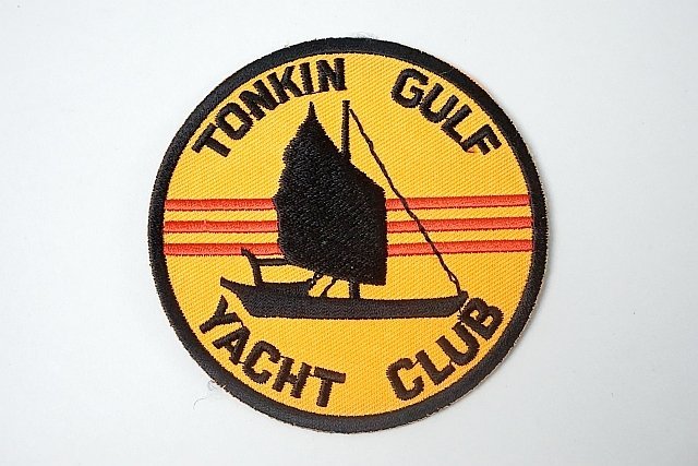 ★ TONKIN GULF トンキン湾 YACHT CLUB ヨットクラブ ワッペン／パッチ ベルクロなし_画像1