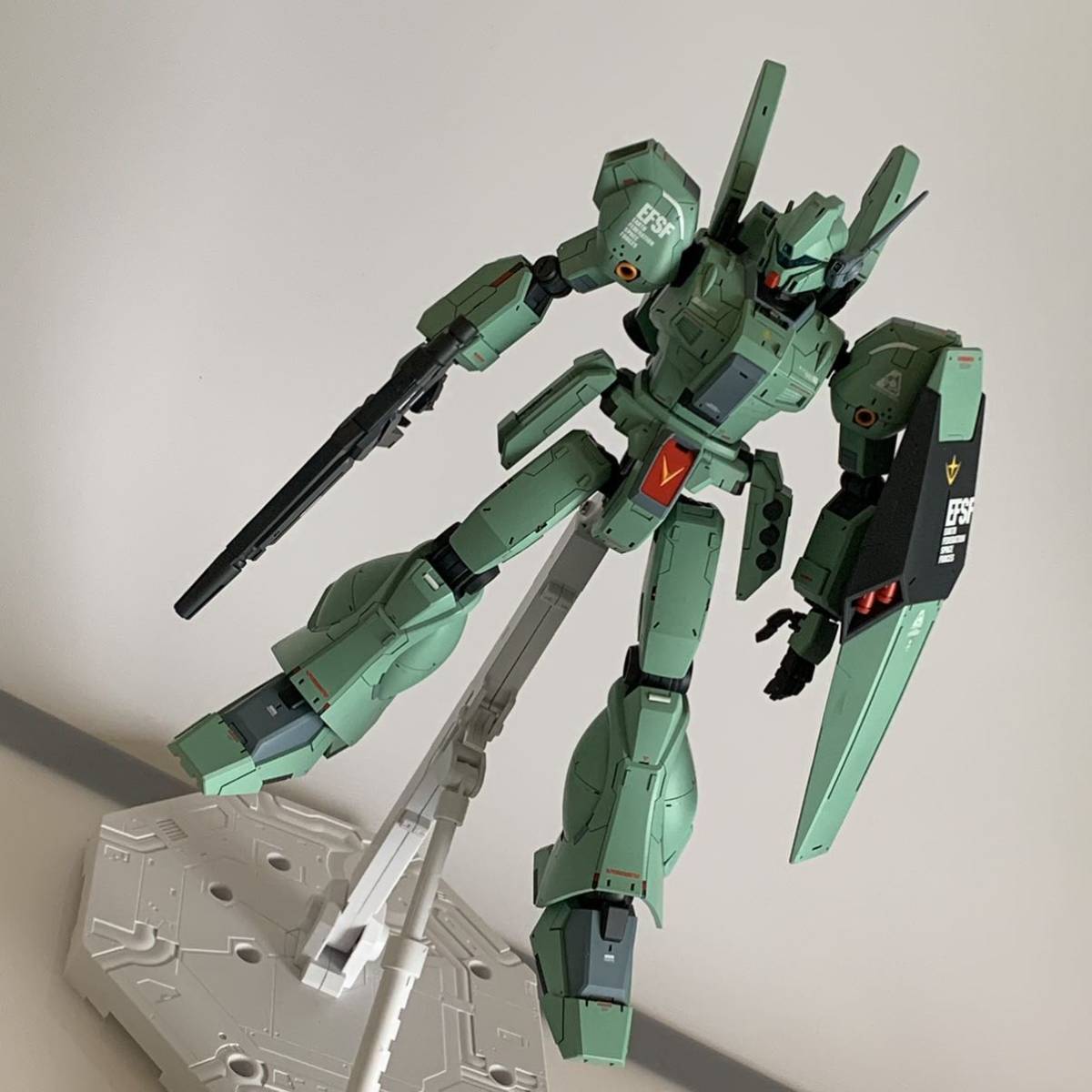 完成品】MG 1/100 ジェガン【全塗装・改修】ガンプラ 台座付き | www
