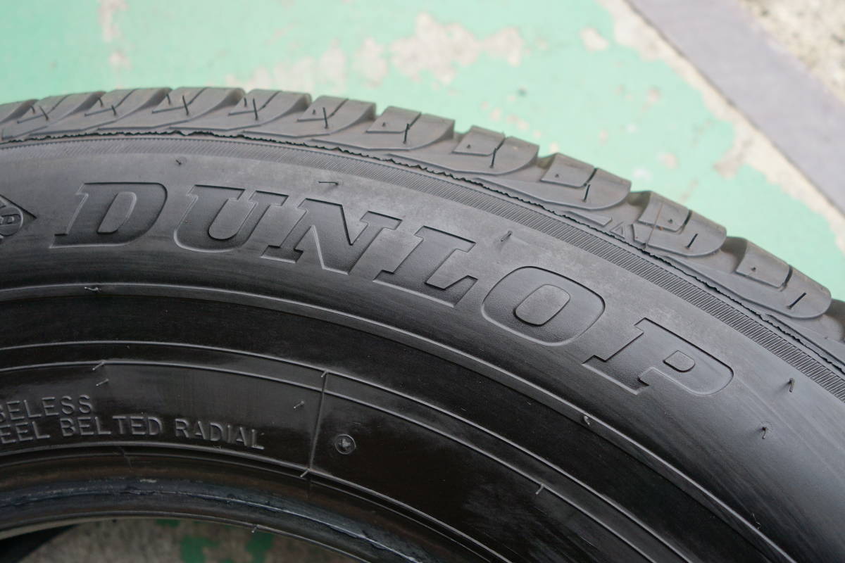 ほぼ新品 2019年製 .夏タイヤ 215/70R16 ダンロップ GRANDTREK PT3４本 g-96