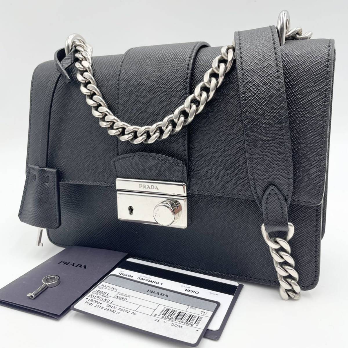 2021年激安 【美品】PRADA プラダ サフィアーノ (チェーンなし
