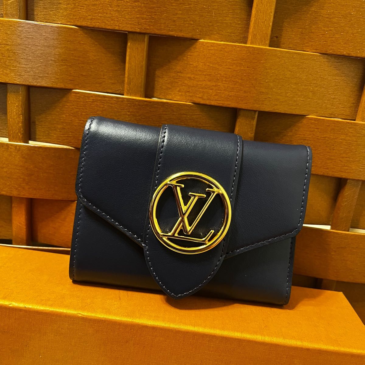 ルイヴィトン ロックミー 財布 ポンヌフ | www.mclegal.info