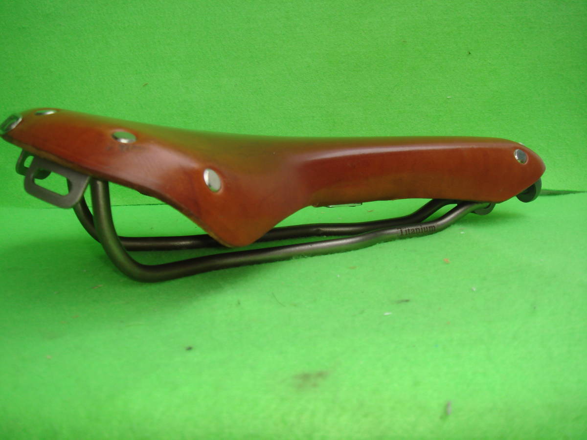 BROOKS B-15 SWALLOW チタニウム サドル | normanhubbard.com
