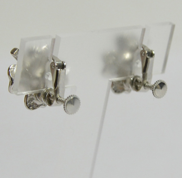 Rene Rene pearl flower earrings Y-21480B