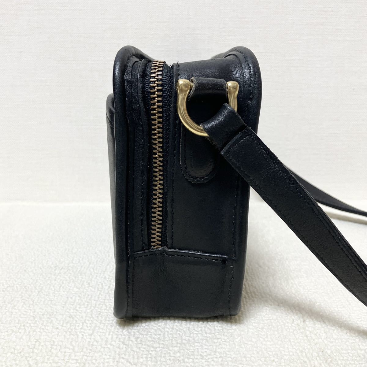 美品 OLD COACH オールドコーチ レザーショルダーバッグ 美品 OLD COACH オールドコーチ レザーショルダーバッグ