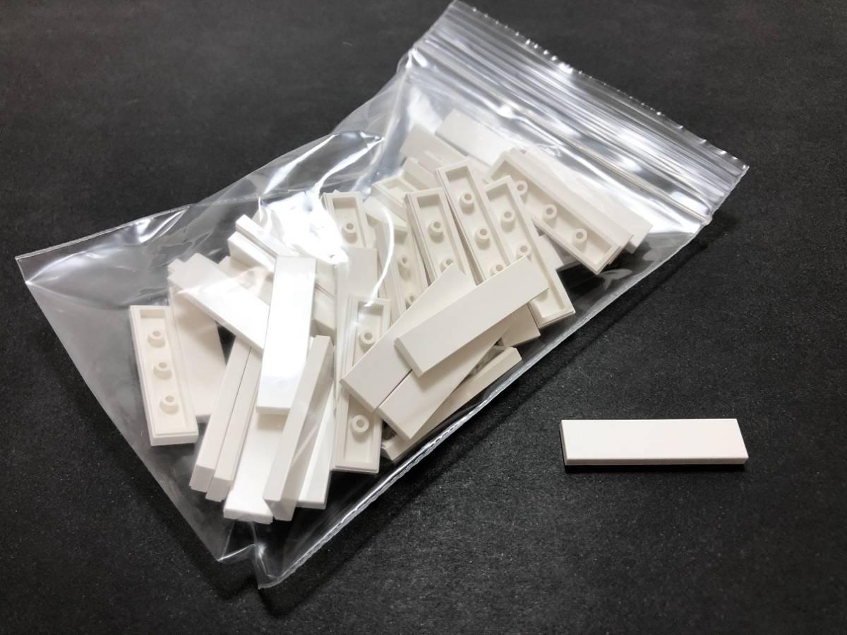 【新品未使用】レゴ　LEGO　タイル　1x4 ホワイト　白　50枚　１×４_画像1