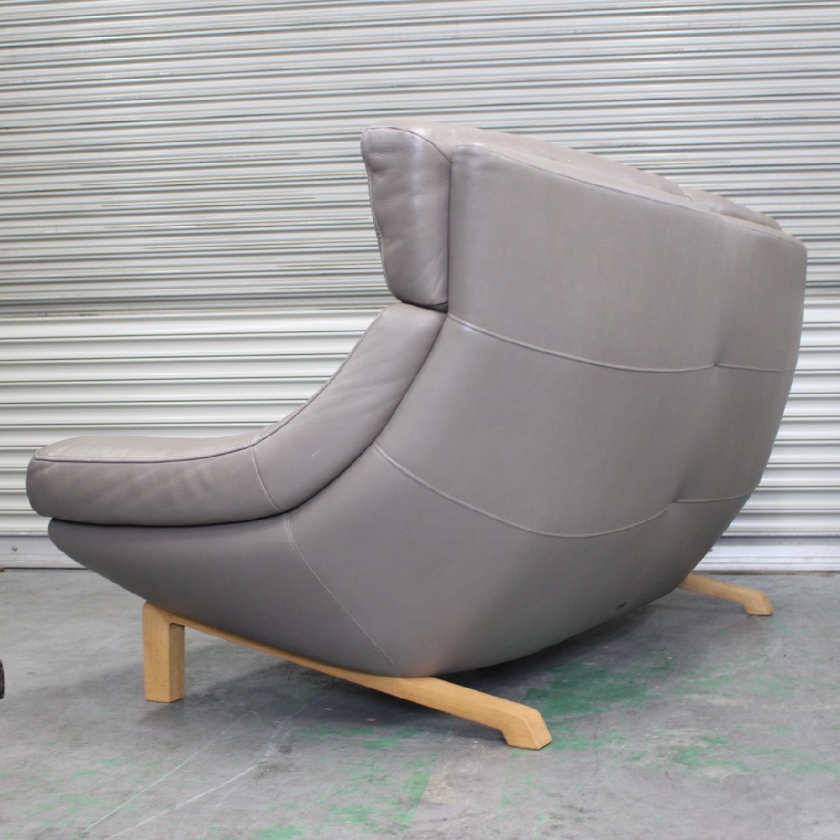 T086) カリモク家具 2人掛けロングソファ ZU46シリーズ 幅174cm 本革