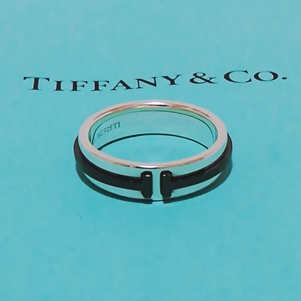 送料無料★美品 Tiffany&Co. ティファニー T TWOリング ティートゥーリング AG925 Ti ブラックチタン 17号 メンズ レディース 指輪 即決