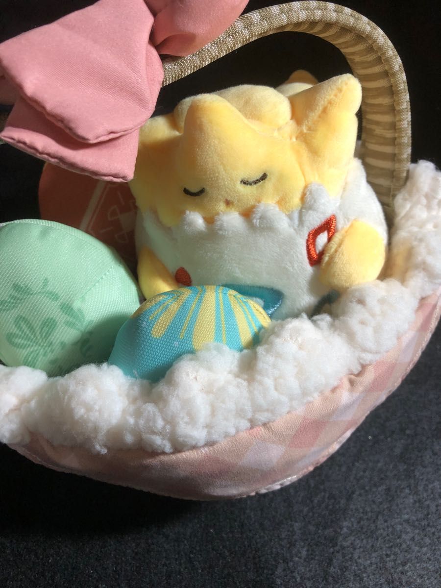 オンライン完売品ぬいぐるみ トゲピー Pikachu’s Easter Egg Hunt