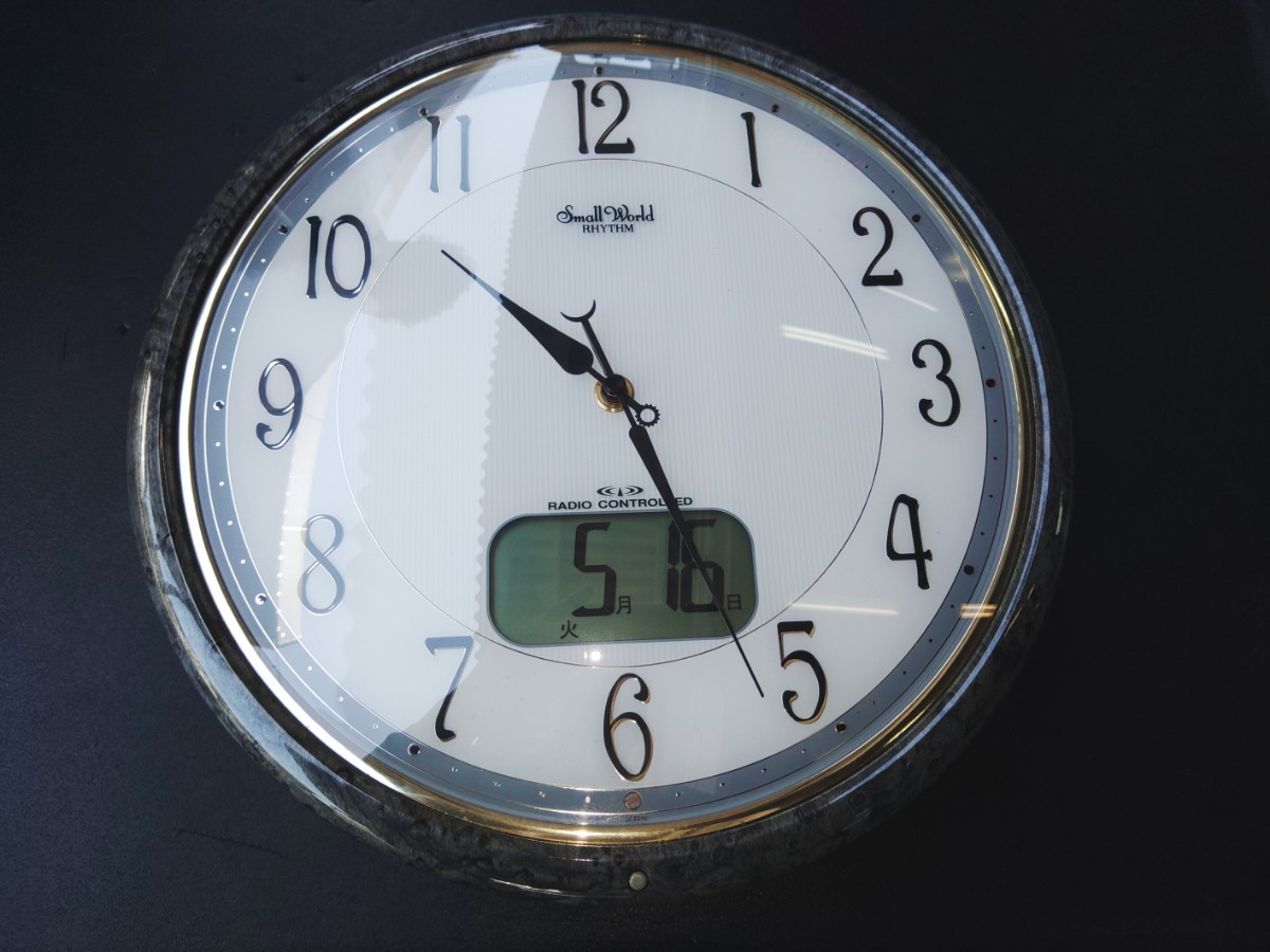 スモールワールド 掛け時計 電波時計 リズム時計 からくり時計