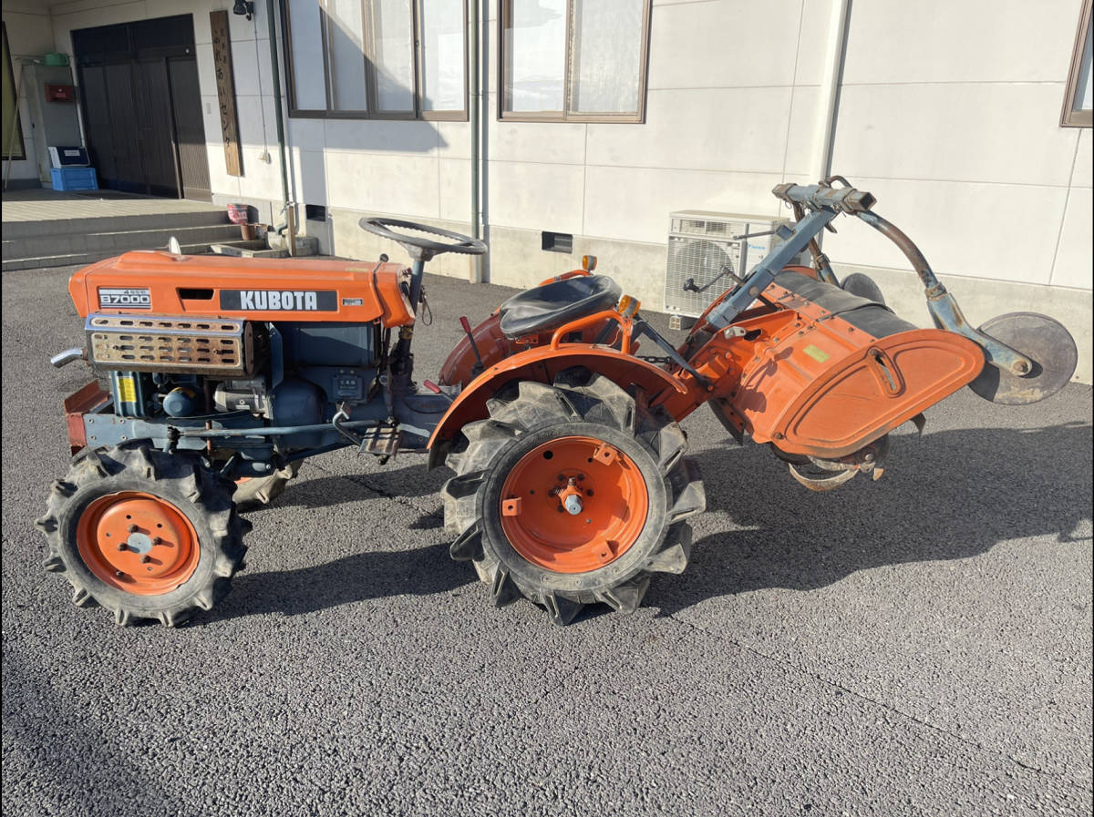 現状 Kubota クボタ 久保田 トラクター 小型トラクター 耕運機 B7000