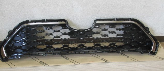 トヨタ純正新品】TOYOTA 未使用品 ☆大人気商品☆ RAV4 PHV バンパー