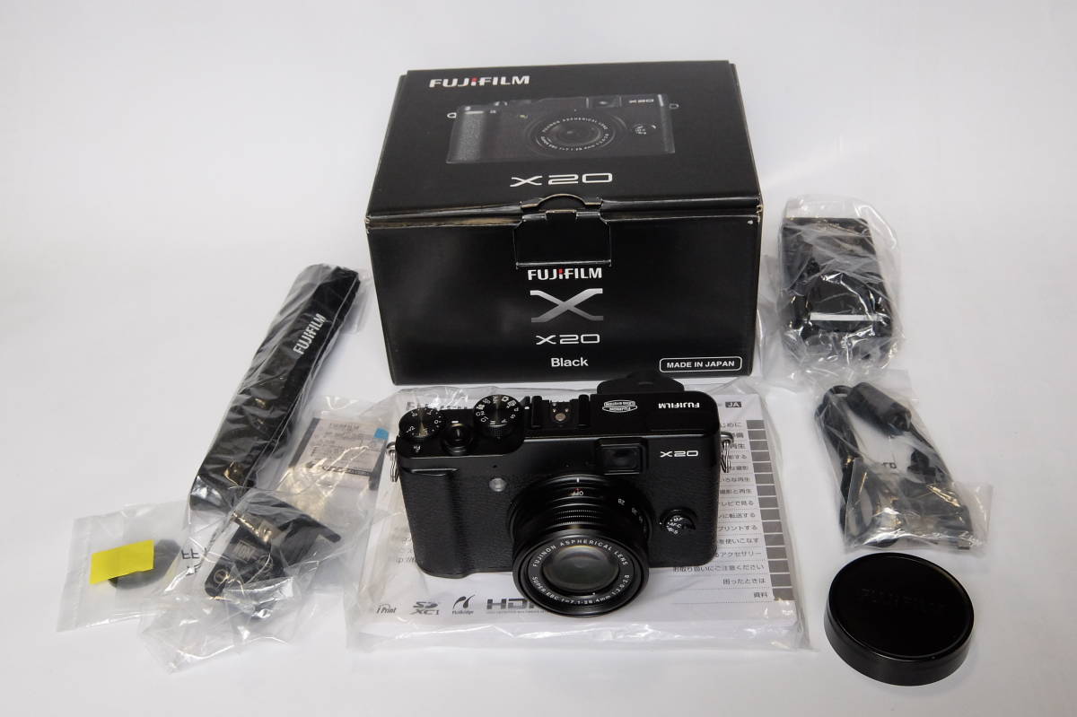 ヤフオク! - FUJIFILM デジタルカメラ X20B ブラック