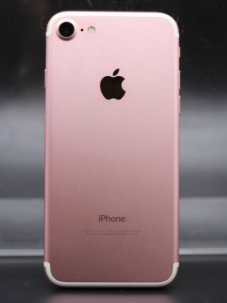Apple iPhone 7 32GB ローズゴールド MNCJ2J/A A1779 Docomo 利用制限〇 携帯/スマホ SIMフリー
