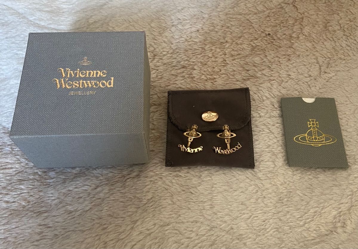 ヴィヴィアンウエストウッド ピアス ゴールド Vivienne Westwood