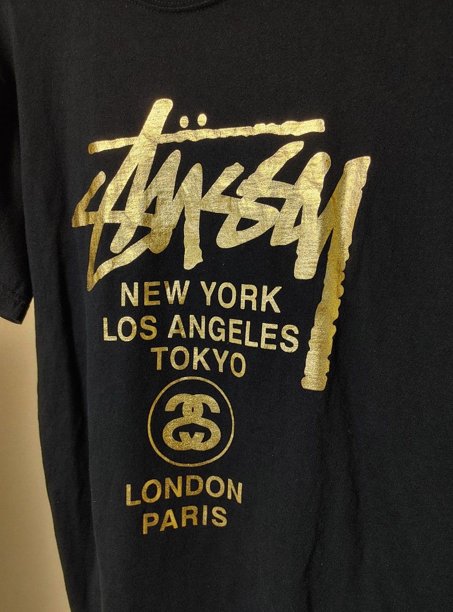 STUSSY＊Tシャツ・半袖・サイズＬ＊両面プリントロゴ入り＊ブラック×ゴールド系＊トップス・夏服