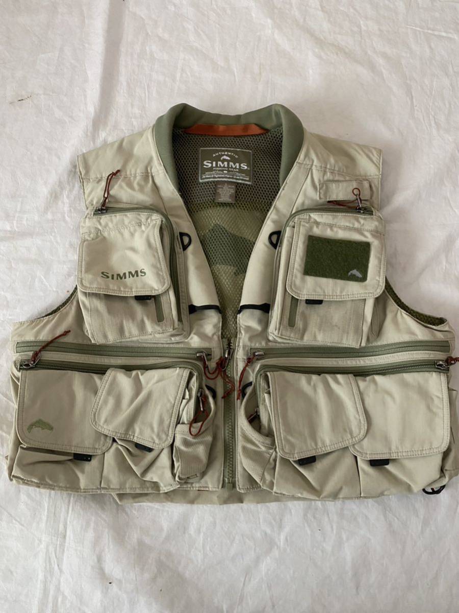 美品 SIMMS シムス ガイドベスト Sサイズ トラウト サツキマス