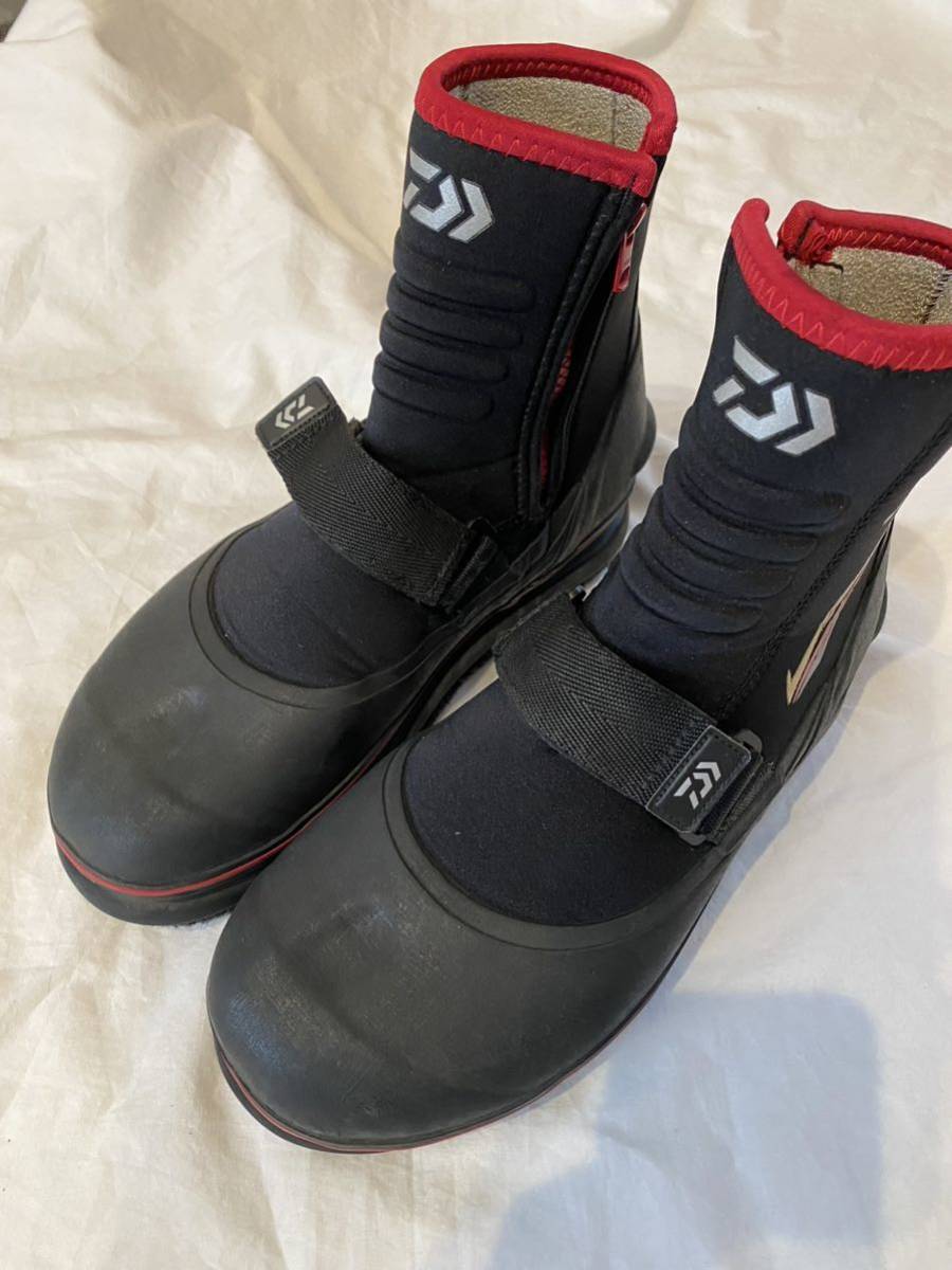 Yahoo!オークション - 美品 ダイワ 鮎タビ SP-2503VR-BL Yahoo!オークション - 美品 ダイワ 鮎タビ SP-2503VR-BL