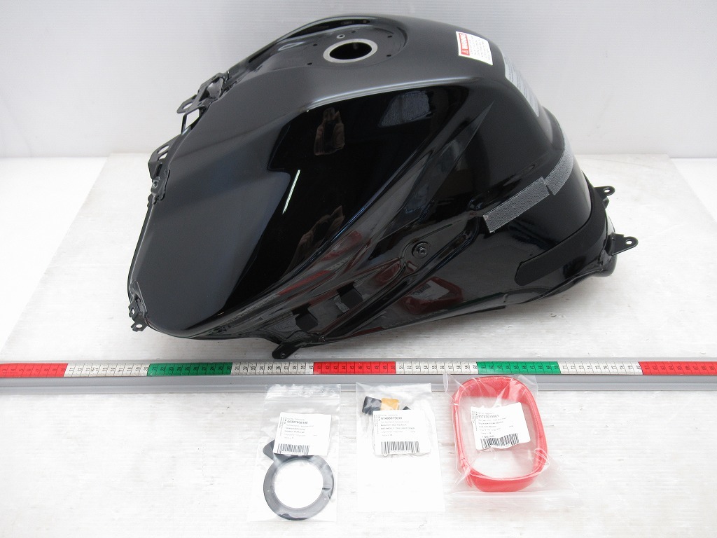KTM 1290 SUPER DUKE R(スーパーデュークR) 燃料タンク SD-R 20 61707013044CBA 黒 1 展示品
