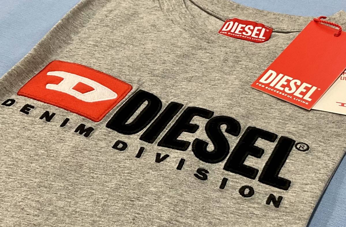 ディーゼル　レディース　Tシャツ 02B22　Mサイズ　グレー　新品 タグ付　DIESEL　T-REG-DIV　A05033 0AAXJ 9CB　フェルト素材と刺繍柄