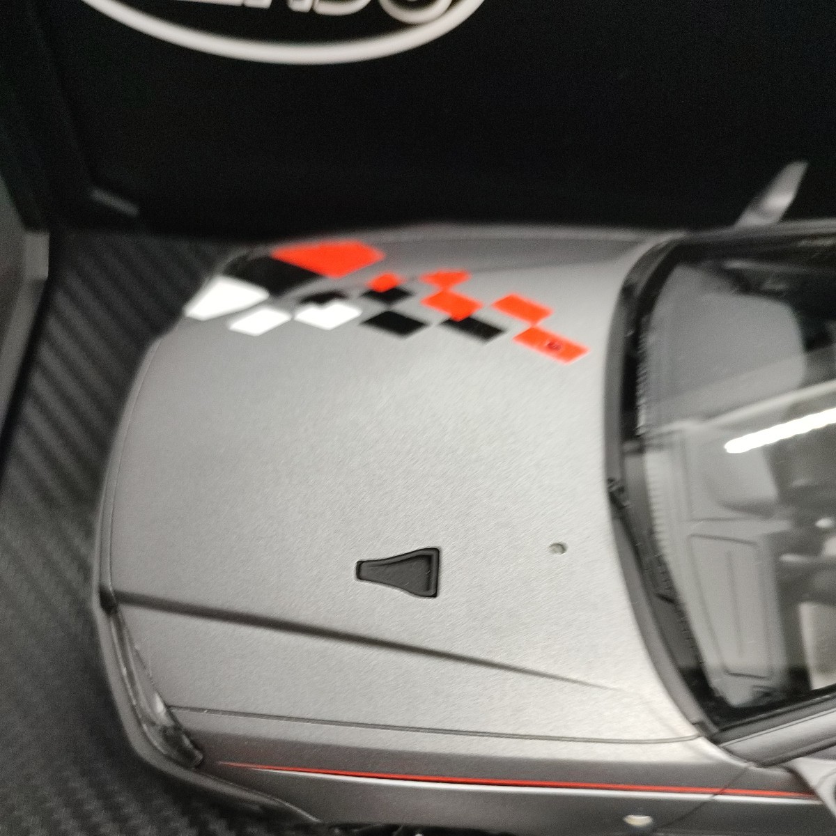 イグニッションモデル 1/18 ニッサンスカイライン GT-R V-specⅡ (R34