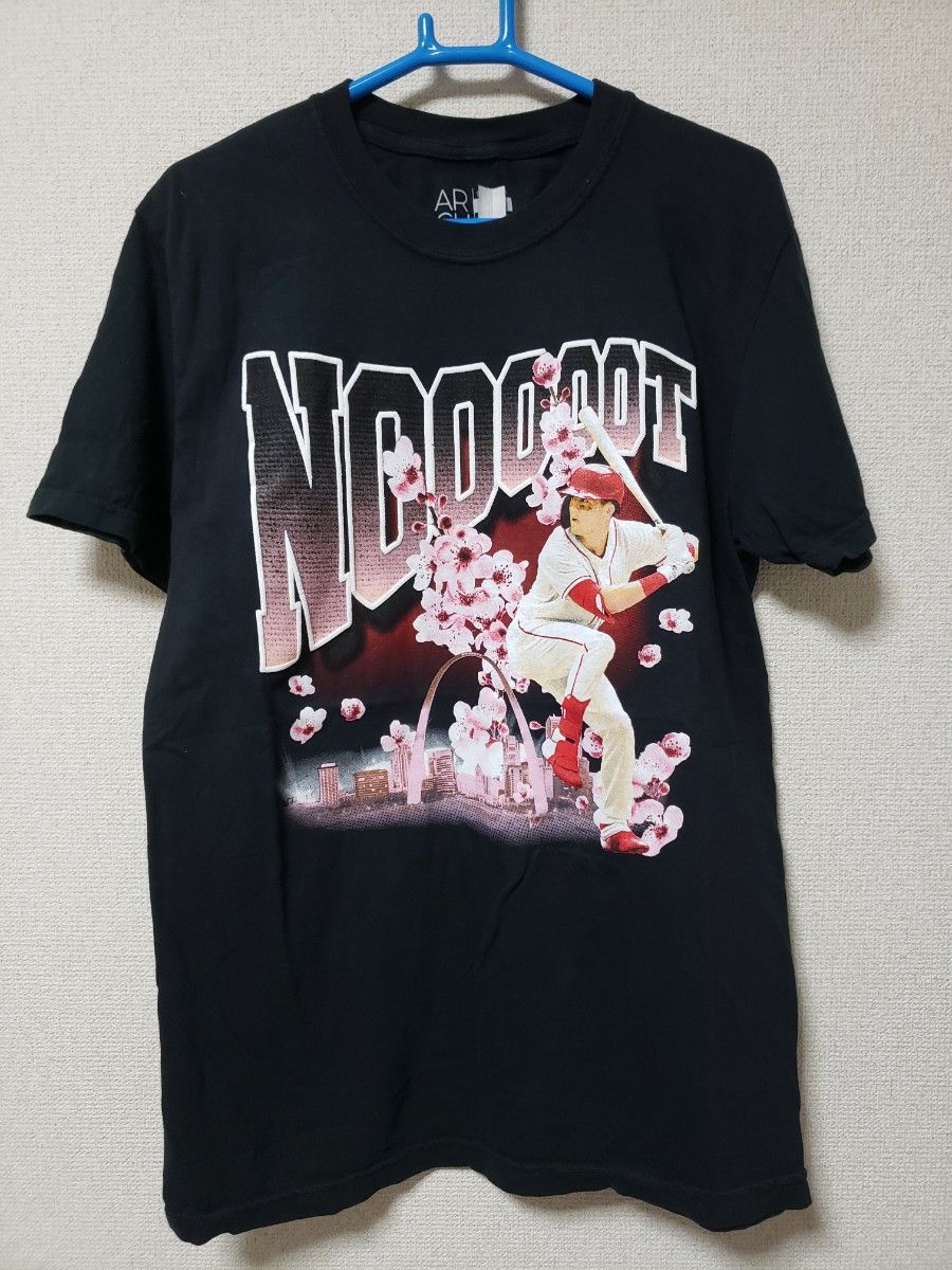 ラーズ・ヌートバー Tシャツ 桜模様 ブラック Mサイズ ラーズ・ヌートバー Tシャツ 桜模様 ブラック Mサイズ