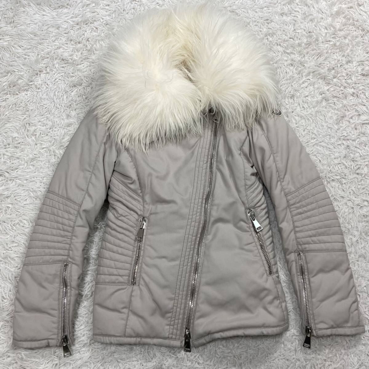 ☆希少☆ MONCLER やぎファー ライダースダウンジャケット レディース