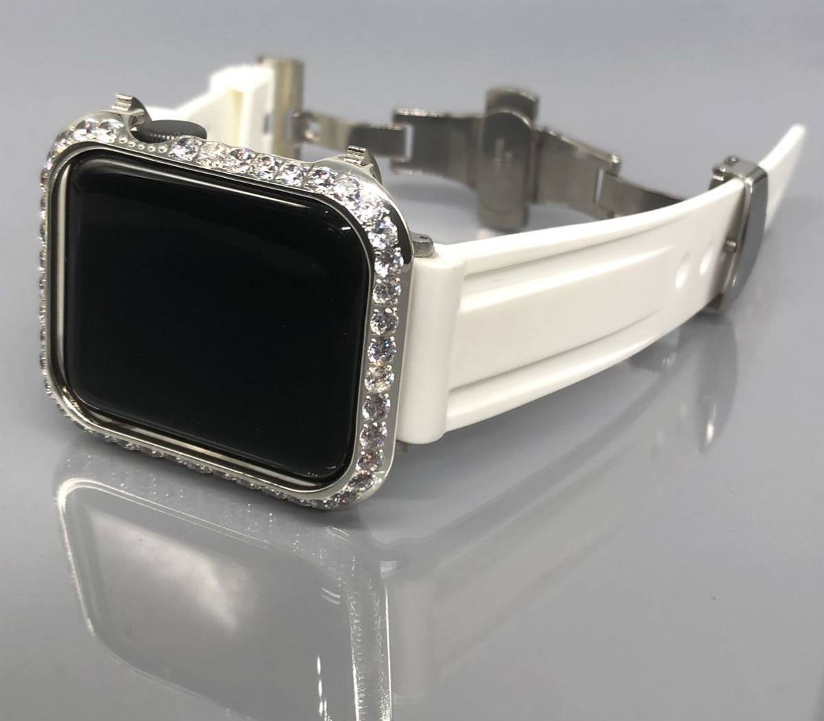 zc　ホワイト　シルバー アップルウォッチバンド ラバーベルト Apple Watch キラキラ　カバー　ケース 38mm 40mm 41mm 42mm 44mm 45mm