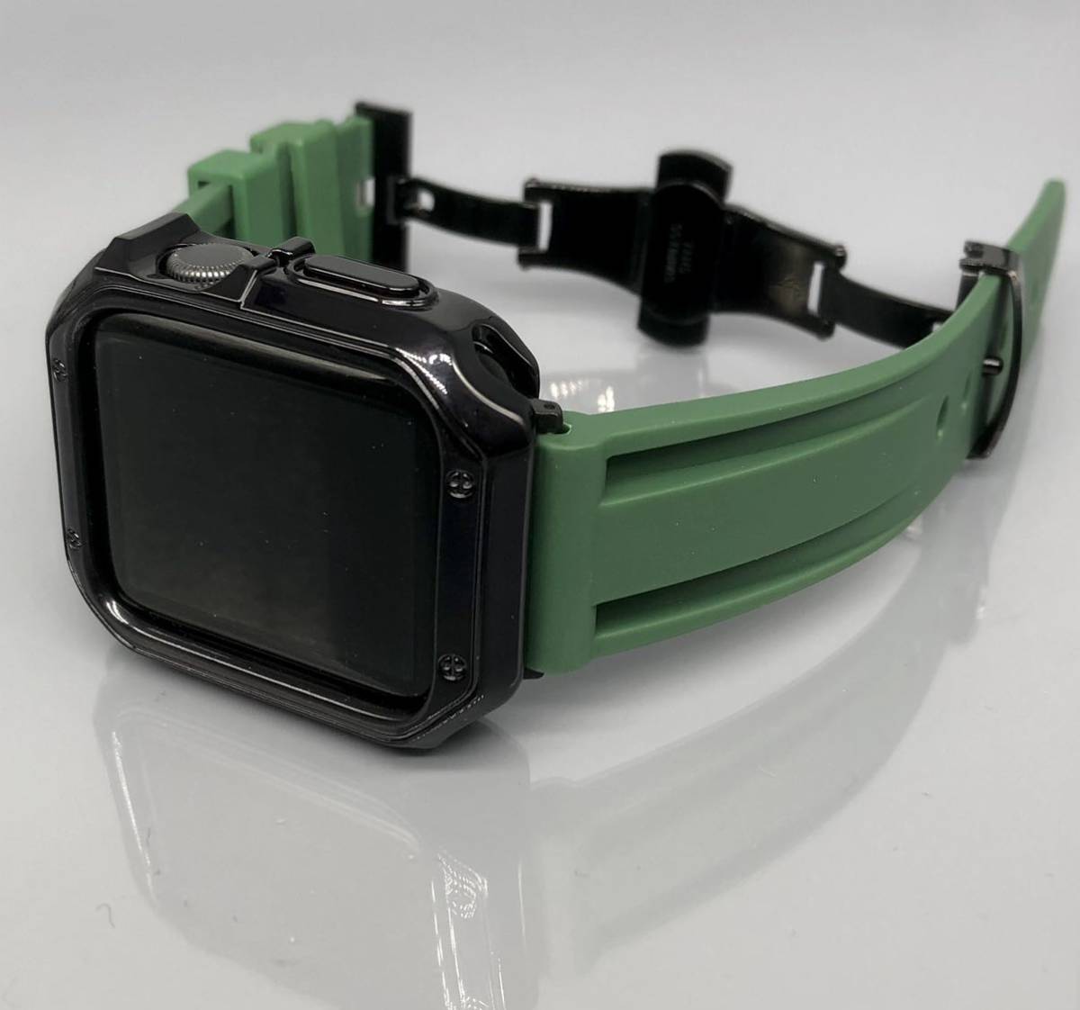 グリーン ブラック アップルウォッチバンド ラバーベルト Apple Watch カバー　ケース メンズ レディース 38mm 40mm 41mm 42mm 44mm 45mm_画像1