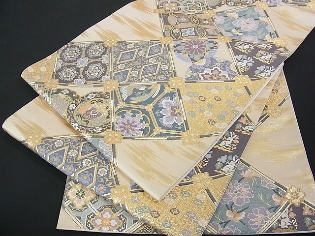 花美人□六通柄袋帯 格天井名物裂花文 金糸 逸品 eee3398 | JChere雅虎