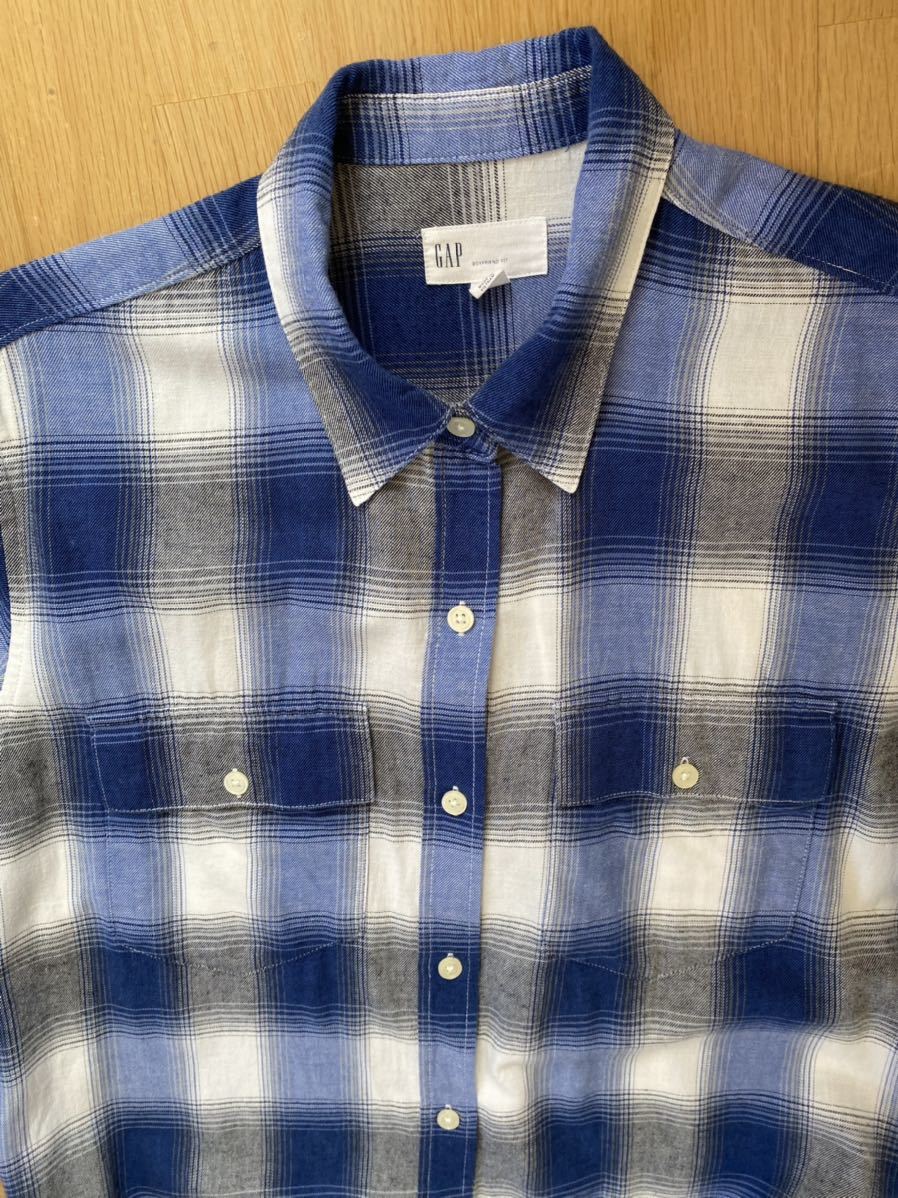 GAP ☆ チェックシャツ 長袖シャツ ネルシャツ size L ブルー　ボーイフレンドフィット　レディース_画像4