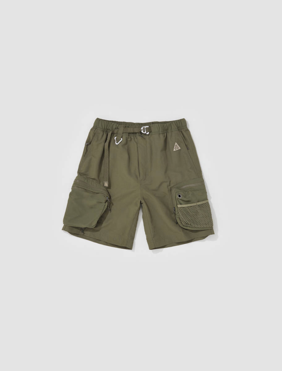 Nike ACG Snowgrass Cargo Shorts オリーブグリーン　カーゴショーツ　ショートパンツ　ハーフパンツ_画像1