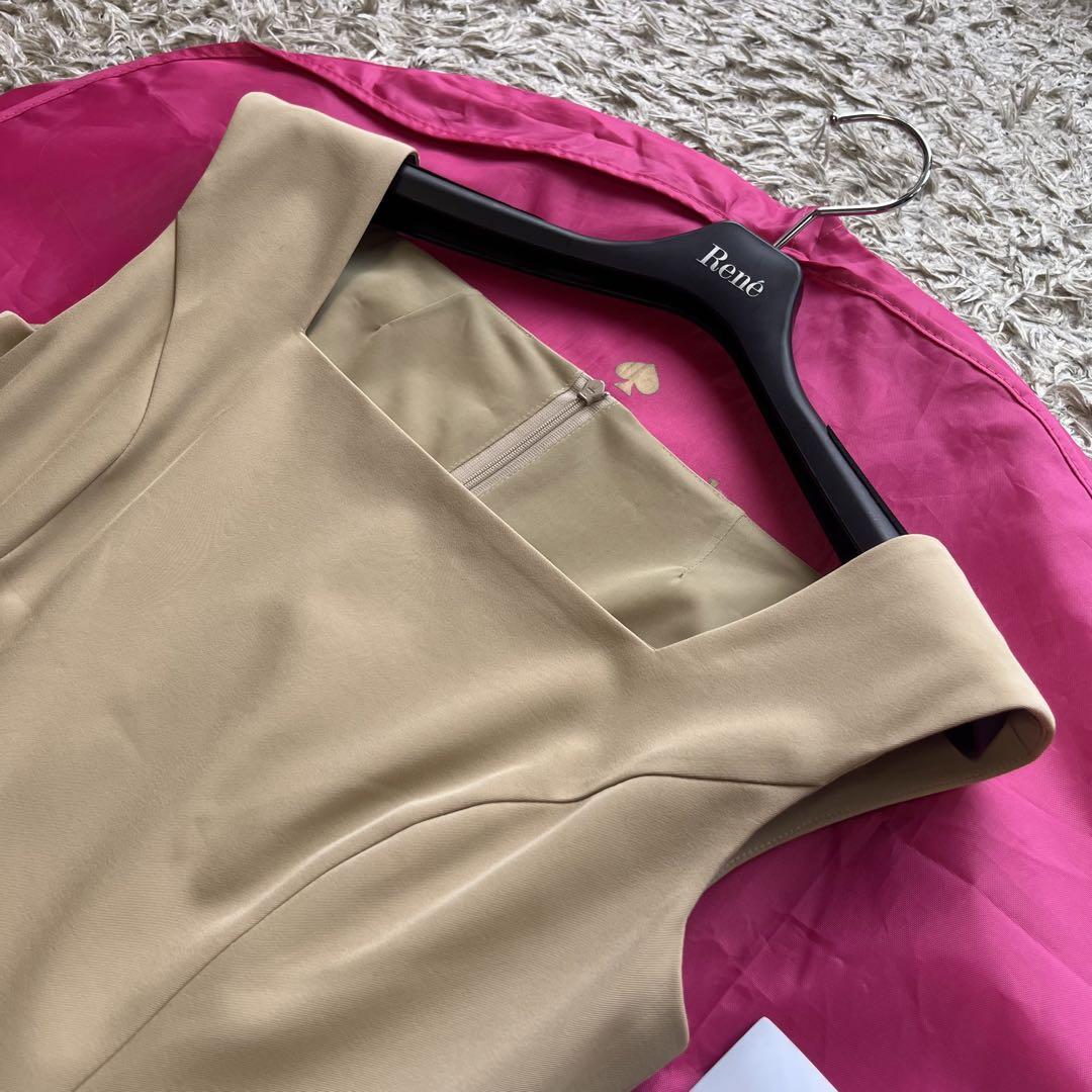 美品】Rene フレアワンピース ロゴプレート フレア 34 ブラウンベージュ-