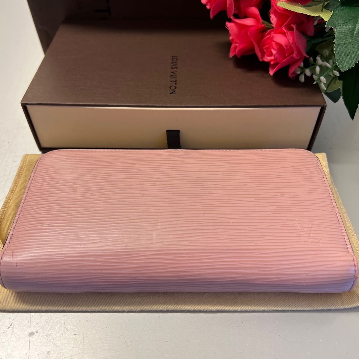 未使用に近い ルイヴィトン LOUIS VUITTON エピ 財布 長財布 ジッピー