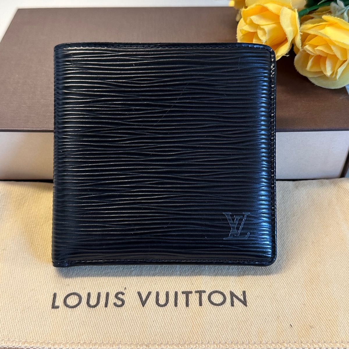 新品同様 ルイヴィトン LOUIS VUITTON エピ ポルトフォイユ マルコ