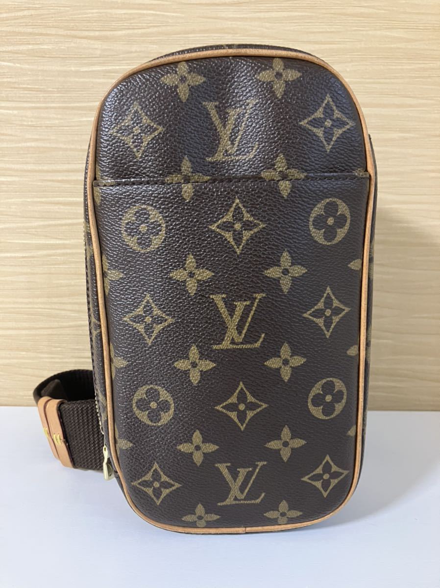 豊富な好評】 LOUIS VUITTON - ルイ・ヴィトン モノグラム ポシェット