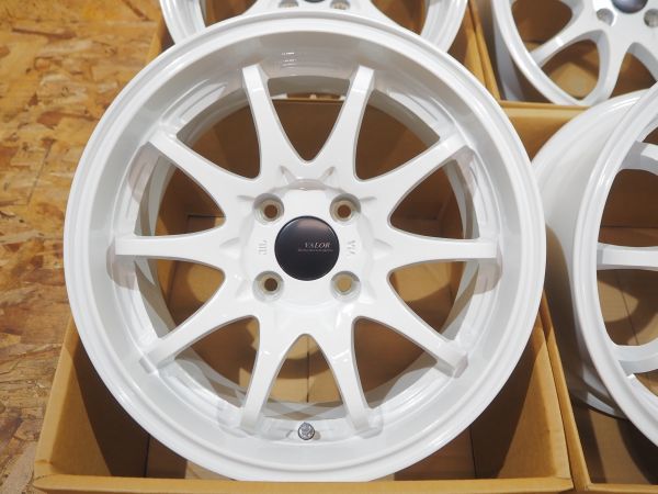 ☆軽量☆195 50R15 7J 30 4H100 新品 人気 深リム 逆ゾリ 1台分 アクア