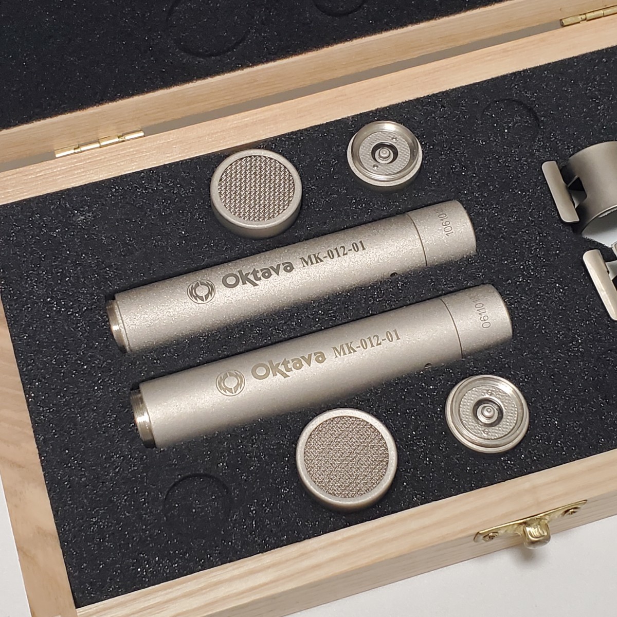 Oktava MK-012-01】スモールダイヤフラム コンデンサーマイク XLR