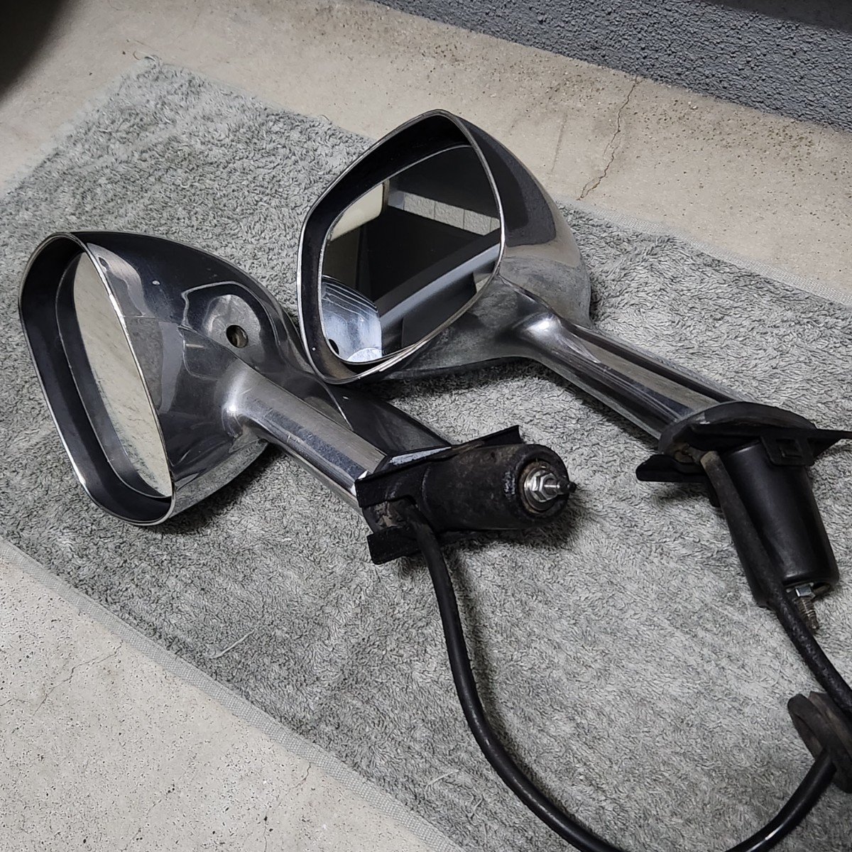 希少 当時物 純正品 スカイライン C210 ジャパン フェンダーミラー