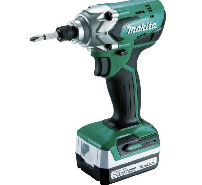 ◇◇新品未使用!◇◇マキタ Makita インパクトドライバ 14.4V M697DSX