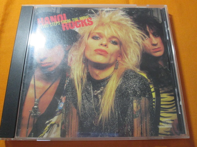 ♪♪♪ ハノイ・ロックス HANOI ROCKS 『 TWO STEPS FROM THE MOVE 』輸入盤 ♪♪♪_画像1