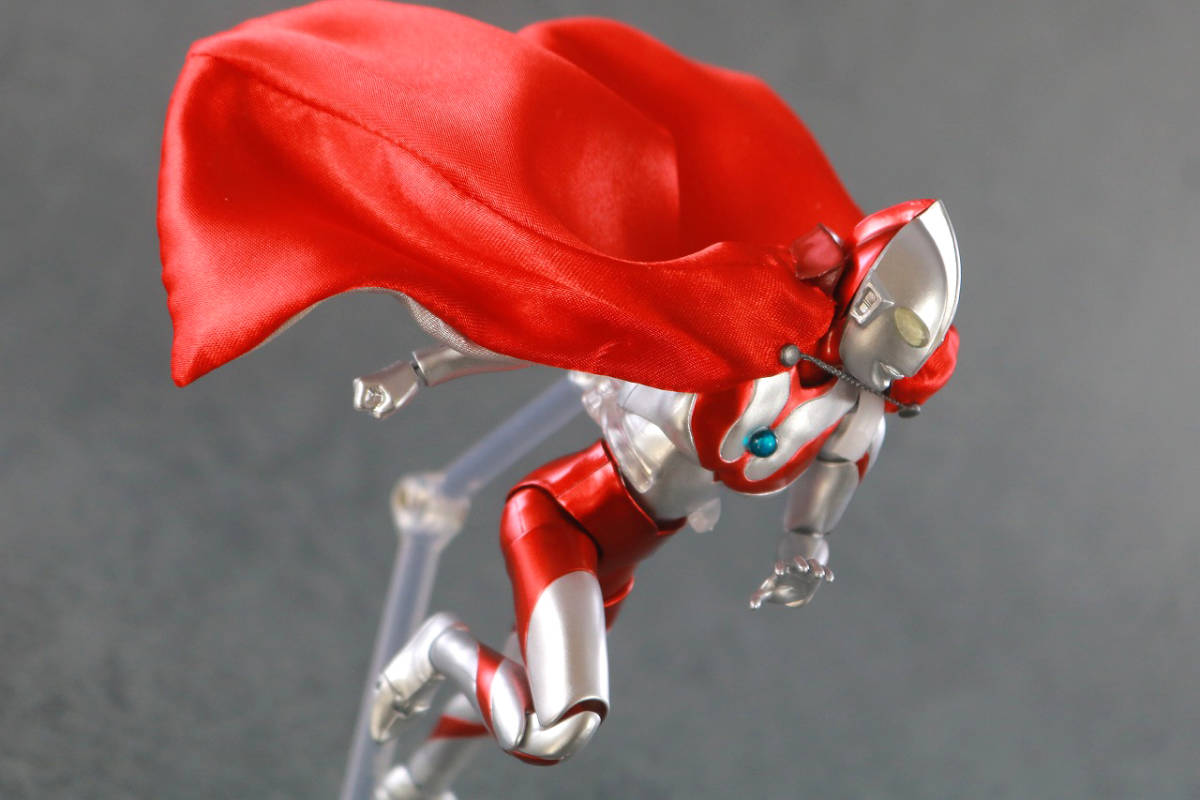 ★♪☆ S.H.Figuarts フィギュアーツ S.H.Figuarts ウルトラマン 55th Anniversary Ver.★真骨彫製法 シン ウルトラマン ブラザーズマント_見本画像です。